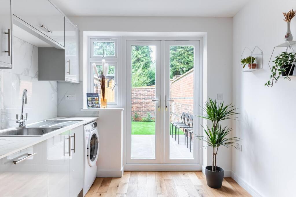 Dunstan House Luxury Holiday Home With Free Parking Oxford Esterno foto
