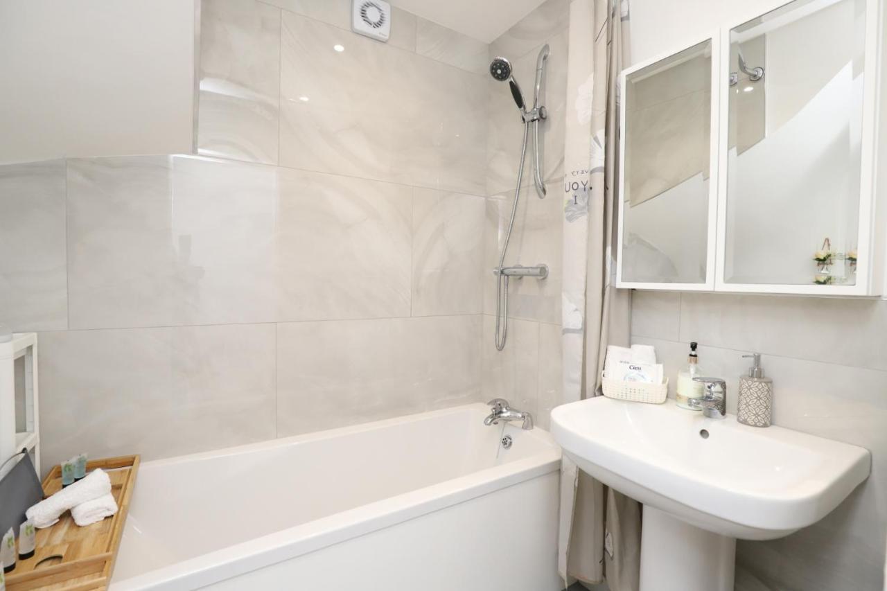 Dunstan House Luxury Holiday Home With Free Parking Oxford Esterno foto